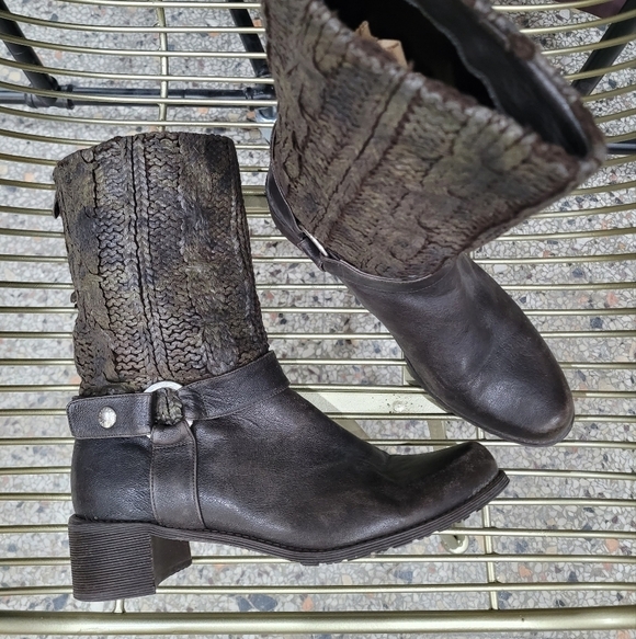 Stuart Weitzman dark brown biker boots - Picture 9 of 9